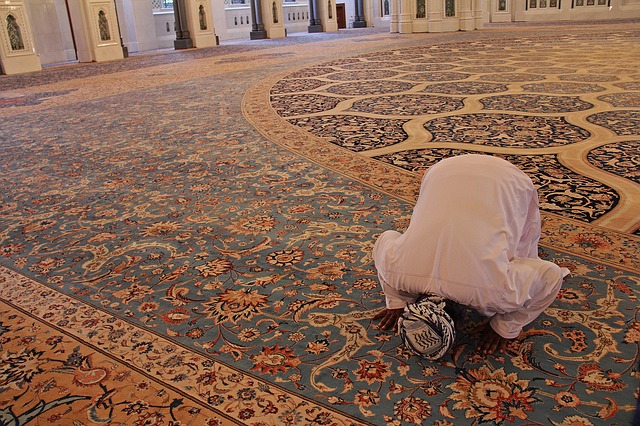 Praying man, Ramadan